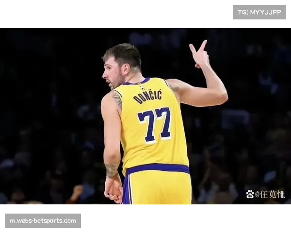 东契奇三节44分展现无解单打 湖人进攻体系完全围绕其展开